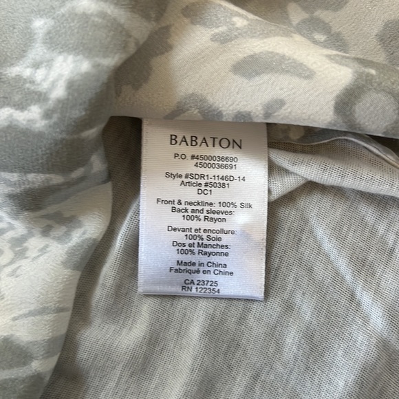 Aritzia Babaton 3/4 length shirt with silk, small - Picture 5 of 5
